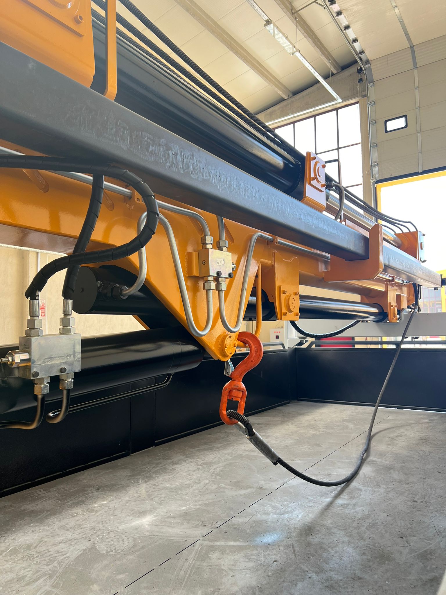 SELÇUK CRANE SCATGO-12 DERİN KUYU DALGIÇ POMPA SÖKME VİNCİ